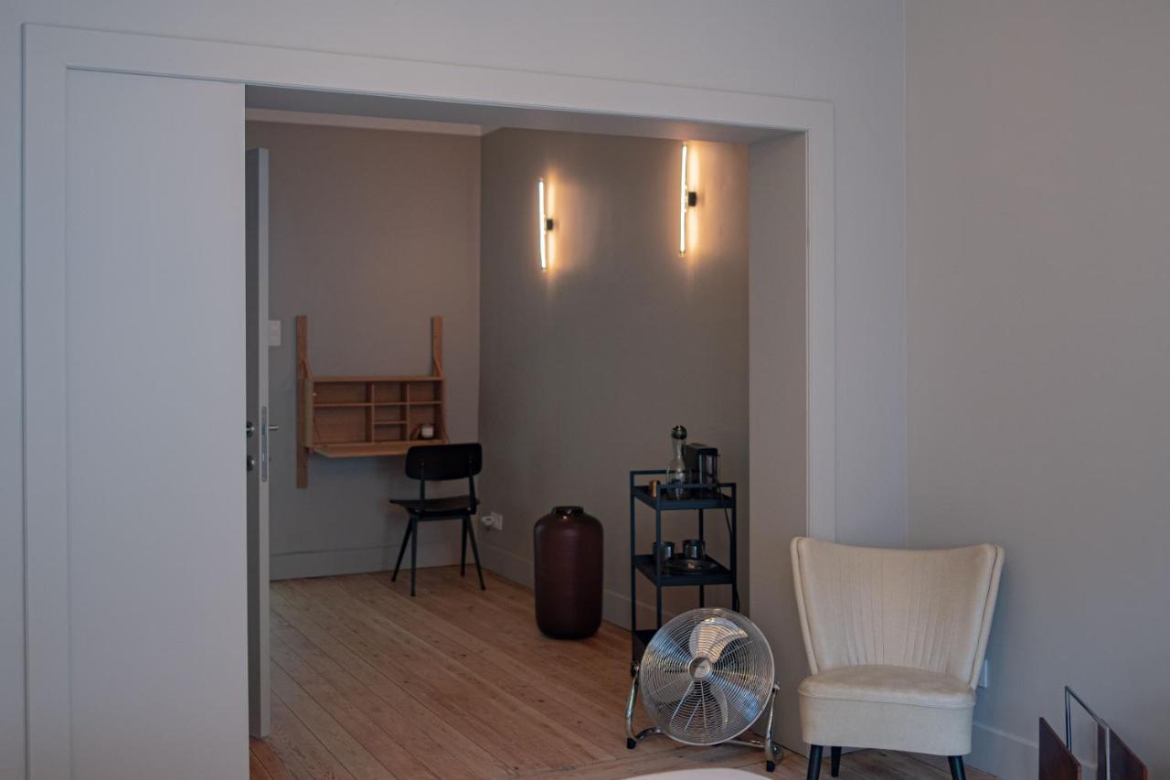Kalande Hotel Гент Екстериор снимка